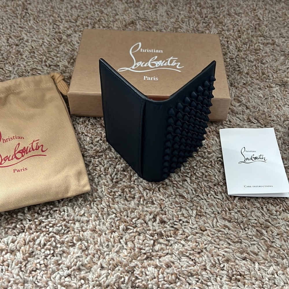 Christian Louboutin - Men's M Sifnos Leather Spike Bifold Card Holder - Navy - Picture 6 of 8